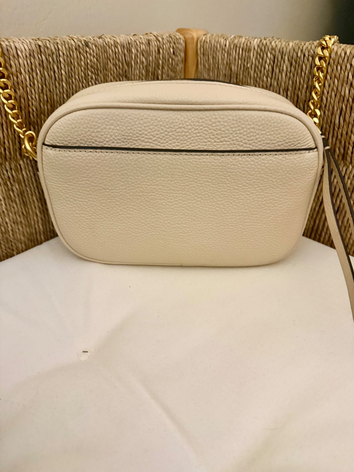 Tory Burch McGraw Pebbled Leather Camera Crossbody Bag Ivory/Cream Gold Chain