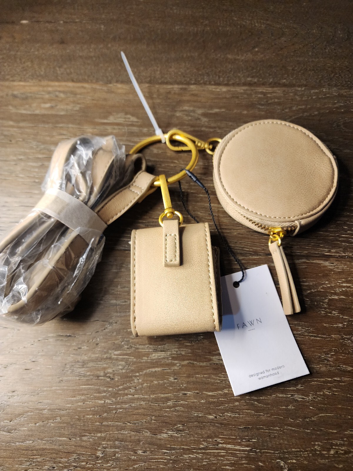 FAWN The Pouch Pendant Set Color Oat NWT