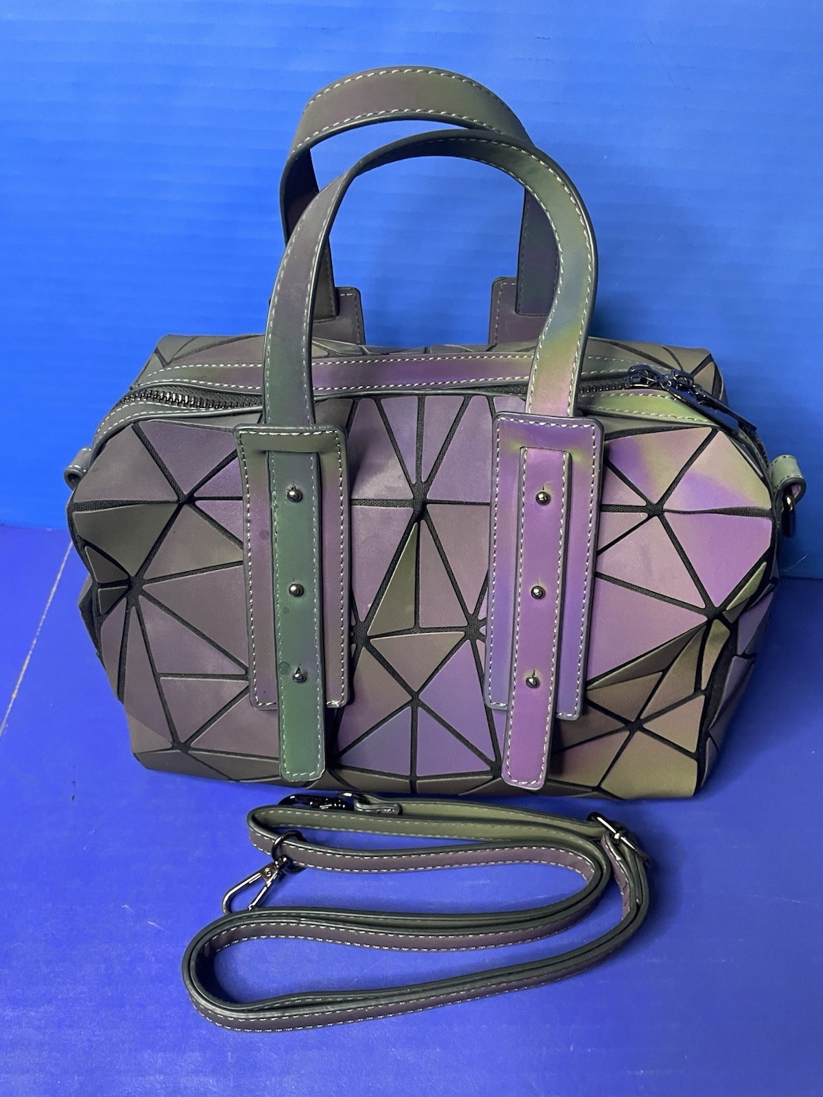 Purple Iridescent Geometric Luminous Purse Bag w/Strap 10x5in Kindly & Free