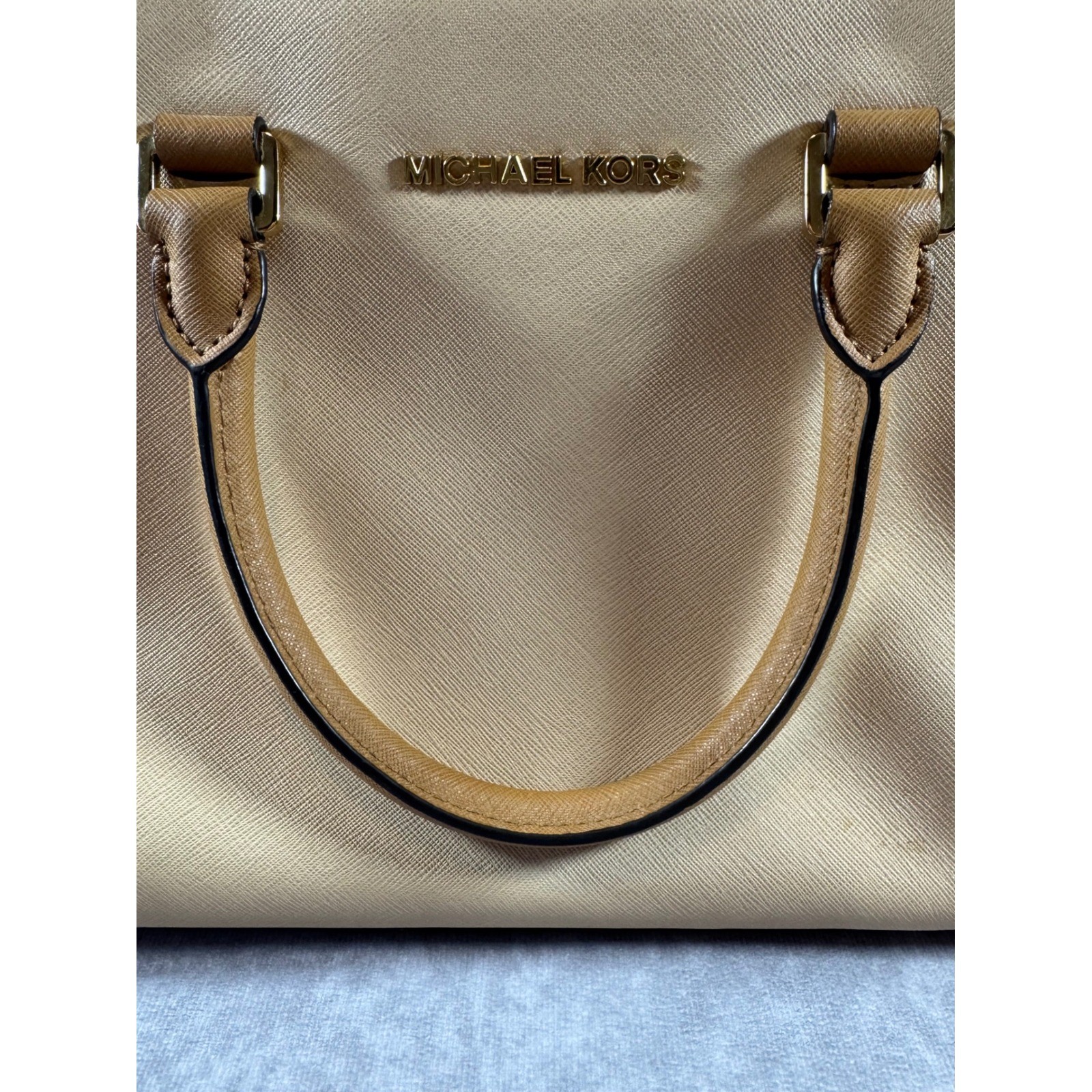 Michael Kors Selma Medium Satchel Bag Cream Tan White Saffiano Leather Handbag