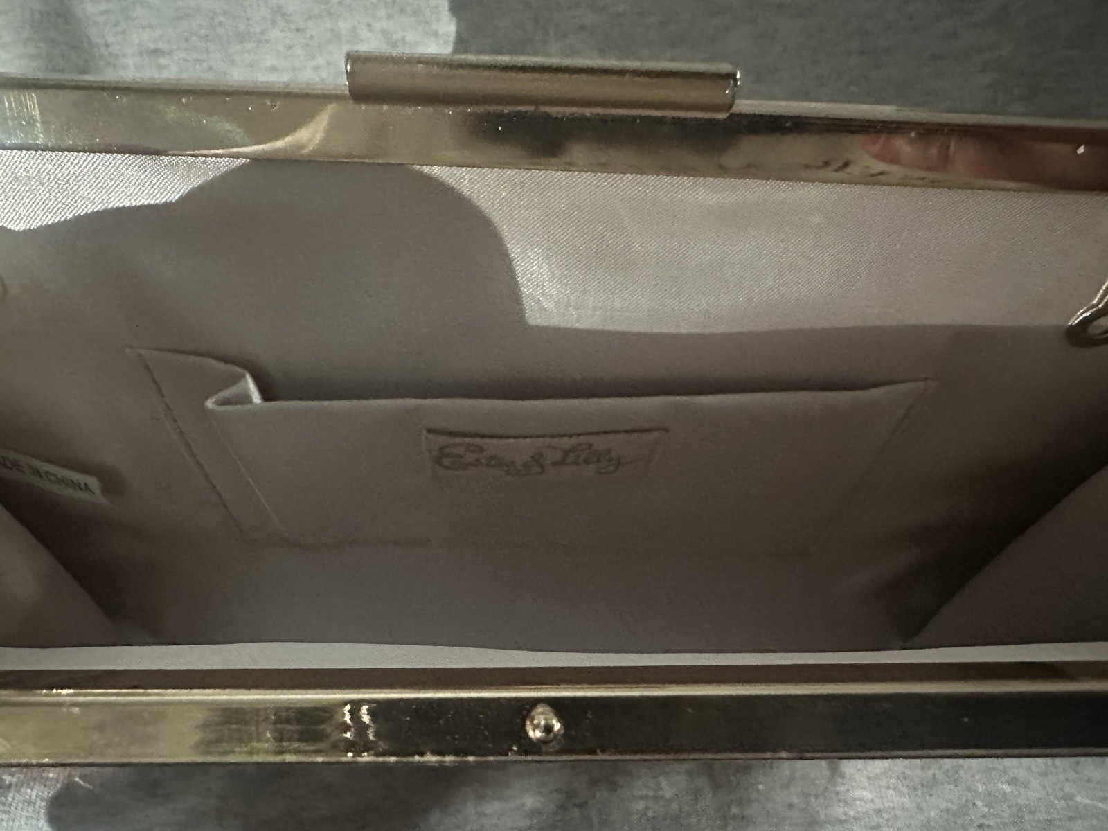 Estee&Lilly Bar Clasp Closure Pearl-Stone Framed Clutch Silver (no Strap)