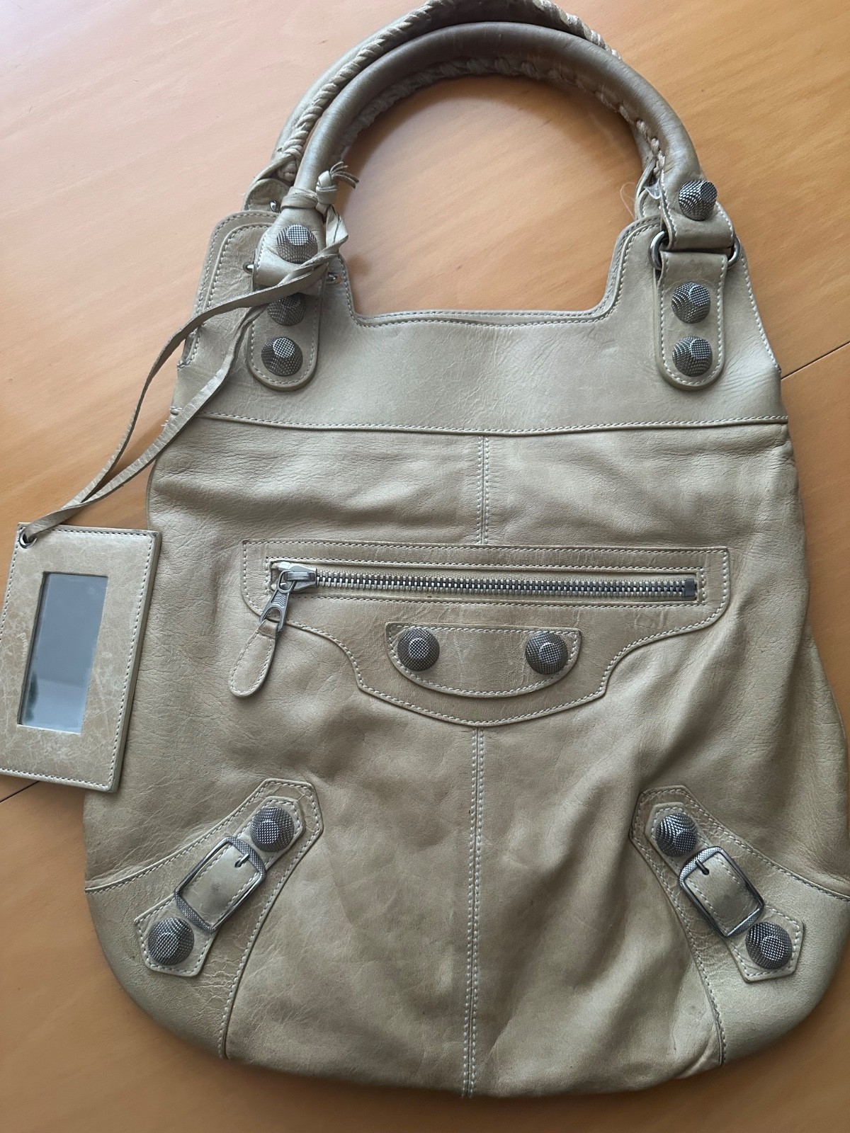 Balenciaga CHUNKY SILVER Beige CITY Hobo Foldover Shoulder Bag HTF STYLE