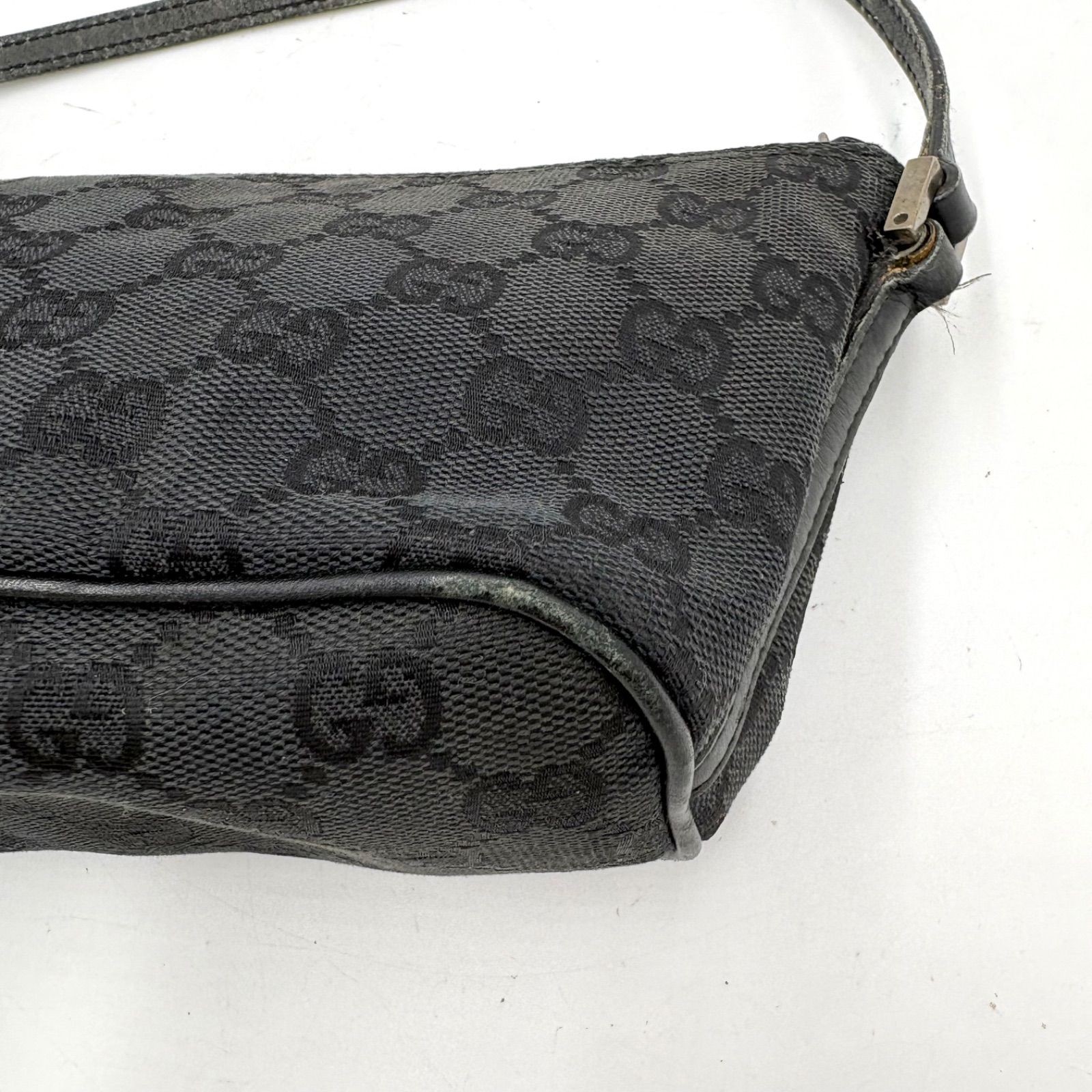 Auth GUCCI GG Canvas SV Plate Accessory Pouch Handbag Black 039 1103 2Y9577