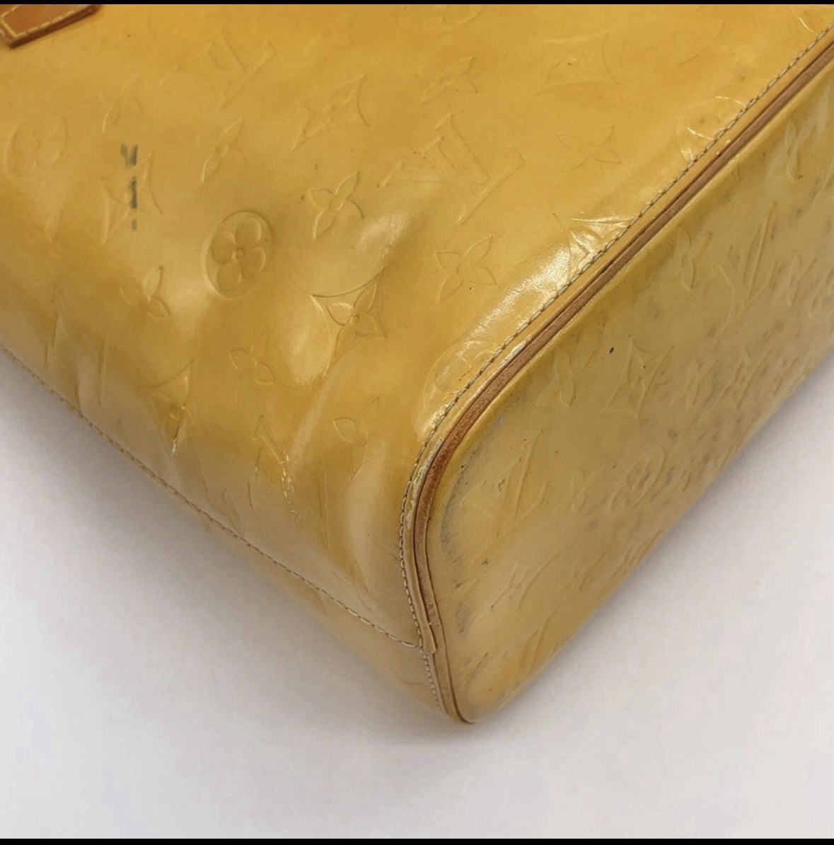 Authentic Louis Vuitton Vernis Houston Tote Yellow Patent Leather w COA CA0959