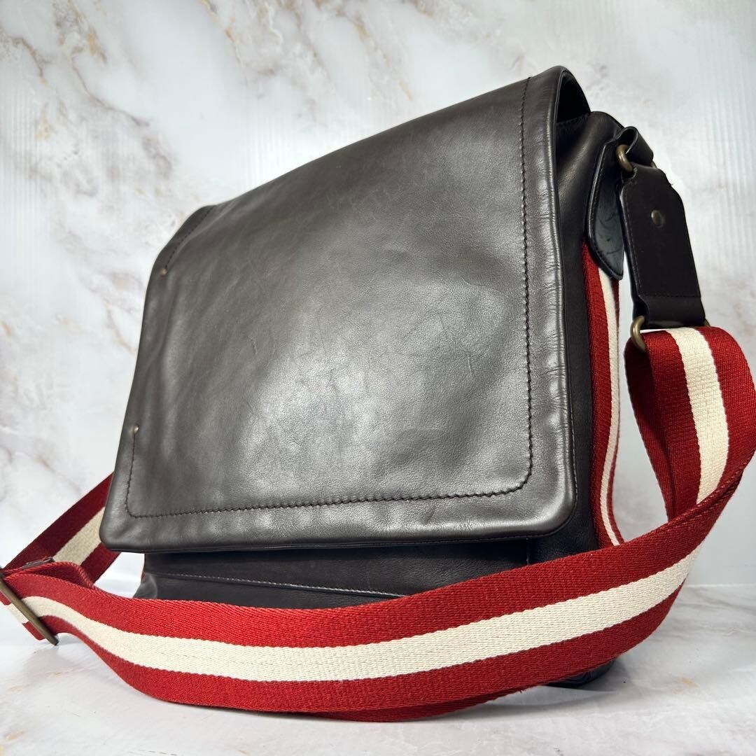 Bally Trainspotting Brown Leather Messenger Bag Shoulder Strap Card Case 32cm