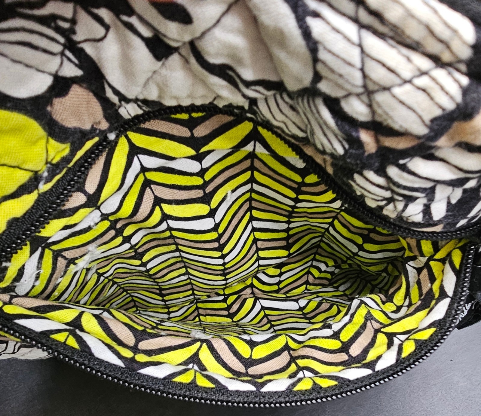 Vera Bradley Lime’s Up Quilted Cotton Crossbody Shoulder Bag Floral Retired