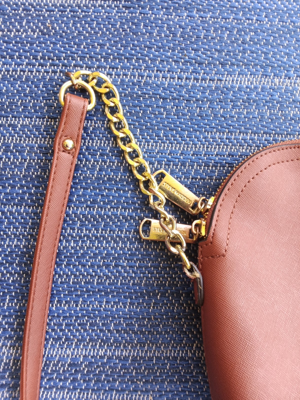 STEVE MADDEN Small Crossbody handbag Vegan Brown Leather & Gold Chain EXCELLENT!