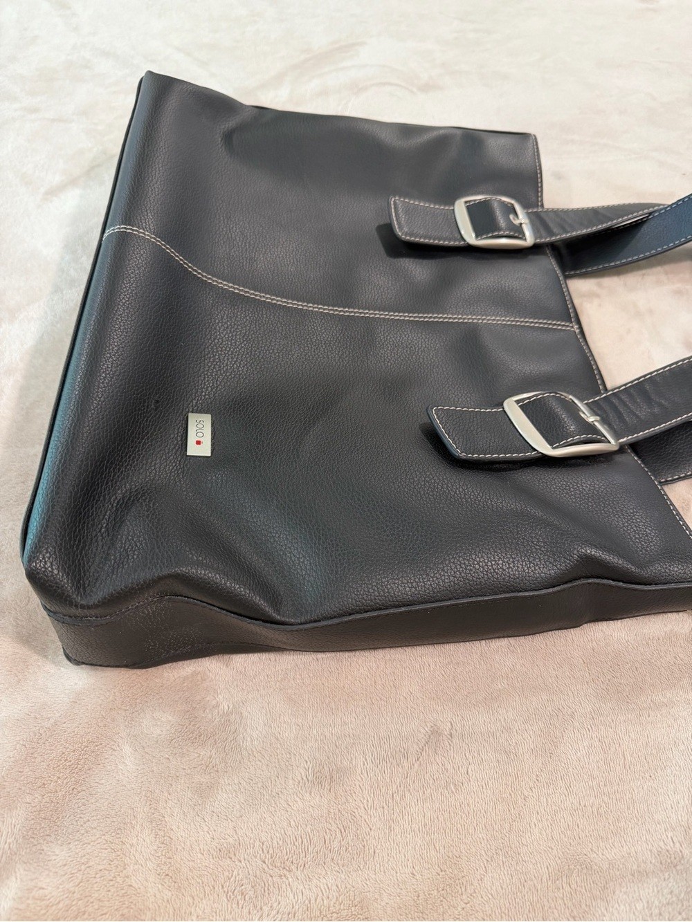 solo Black Textured Leather Bag with Silver Logo Plate and Red Accent