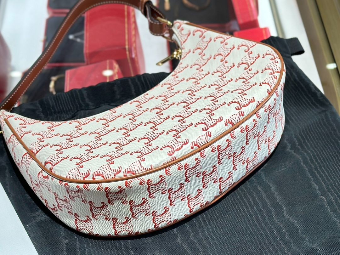 Celine AVA White Canvas Hobo Underarm Bag Versatile Daily Use Duty Paid