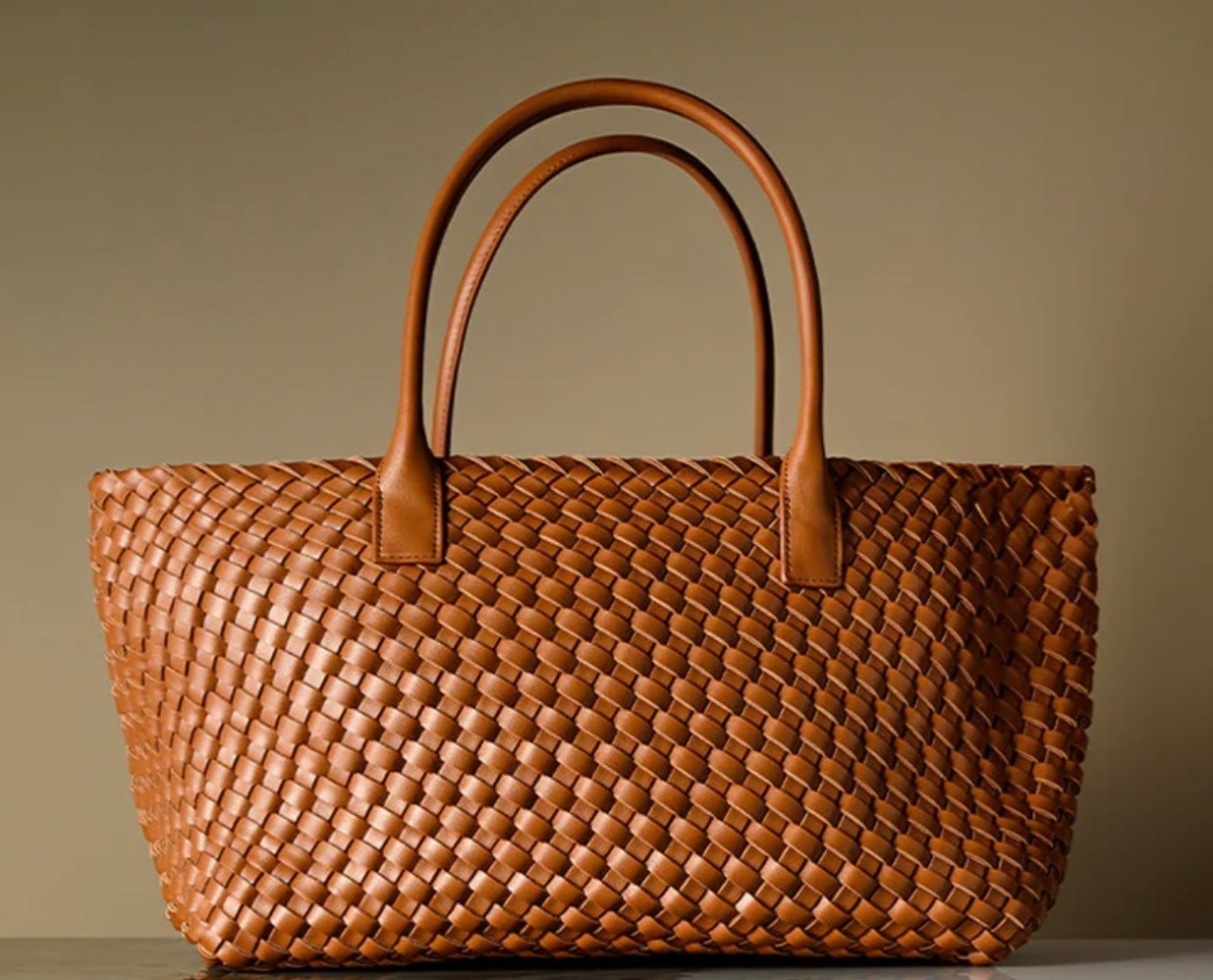NEW Verano Hill Melanie Tote Bag Caramel