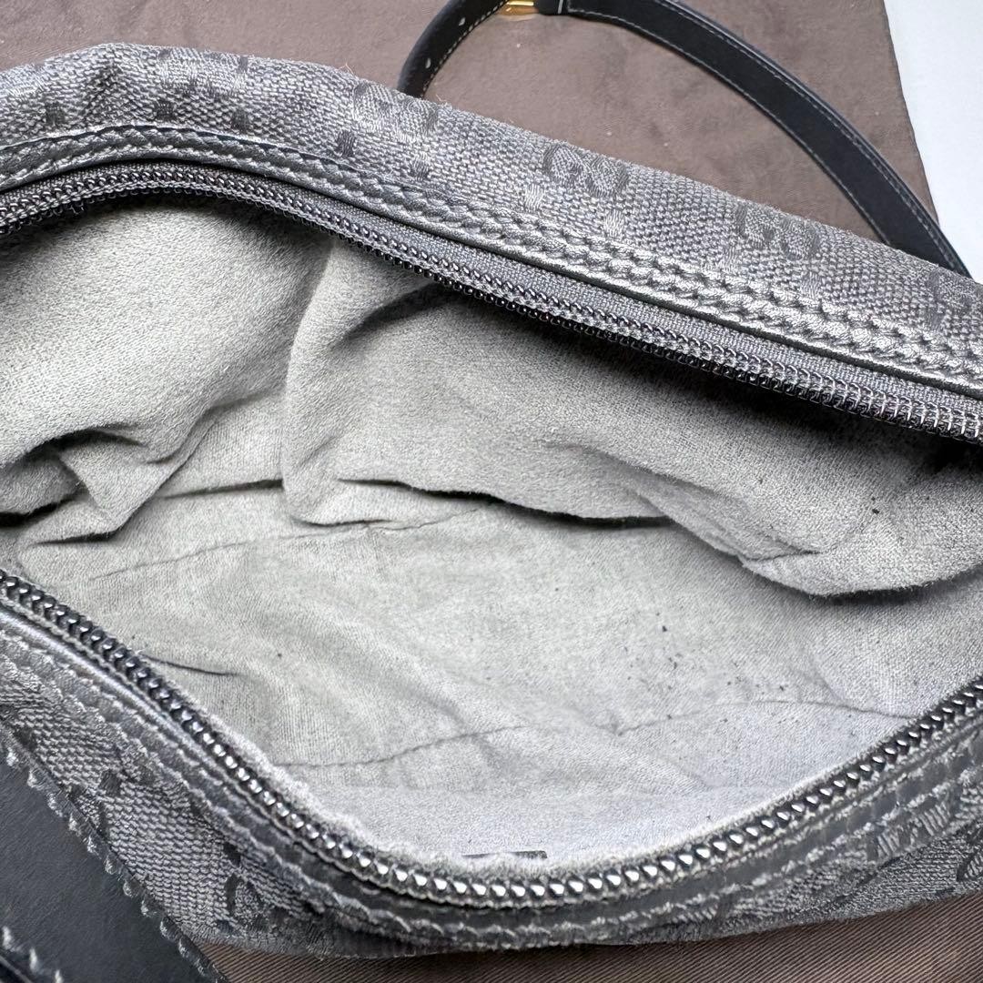 GUCCI GG Supreme Black Leather Canvas Shoulder Bag 23x17cm Strap 120cm Authentic