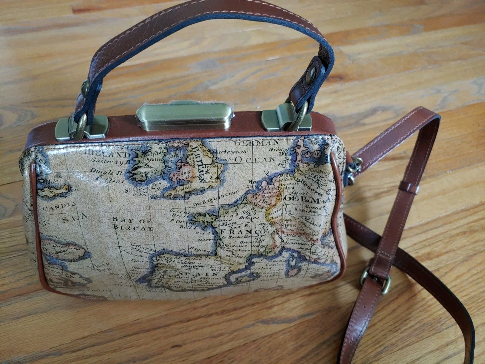 Patricia Nash Gracchi Frame European Map Satchel Crossbody Bag Strap Lock NWT