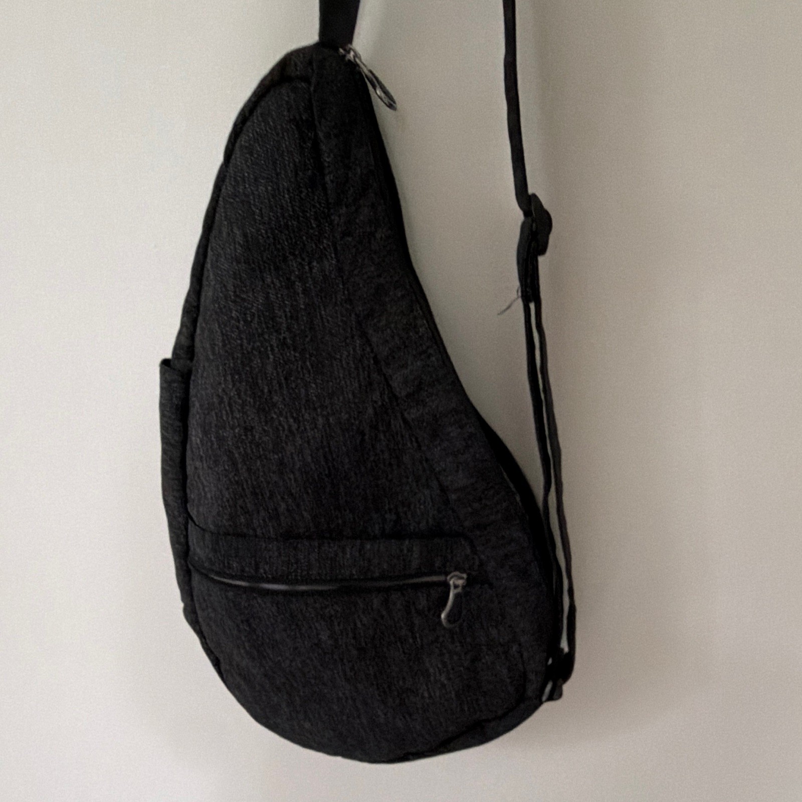 Ameribag Healthy Back Bag Crossbody Sling Backpack Black Nylon Ameri Bag