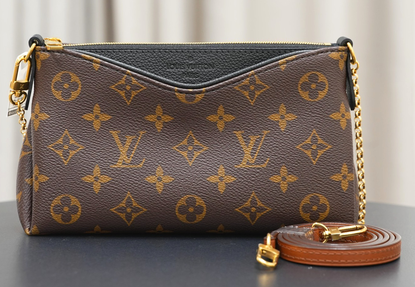 Louis Vuitton Pallas Clutch Monogram Chain 2way Shoulder Bag Women