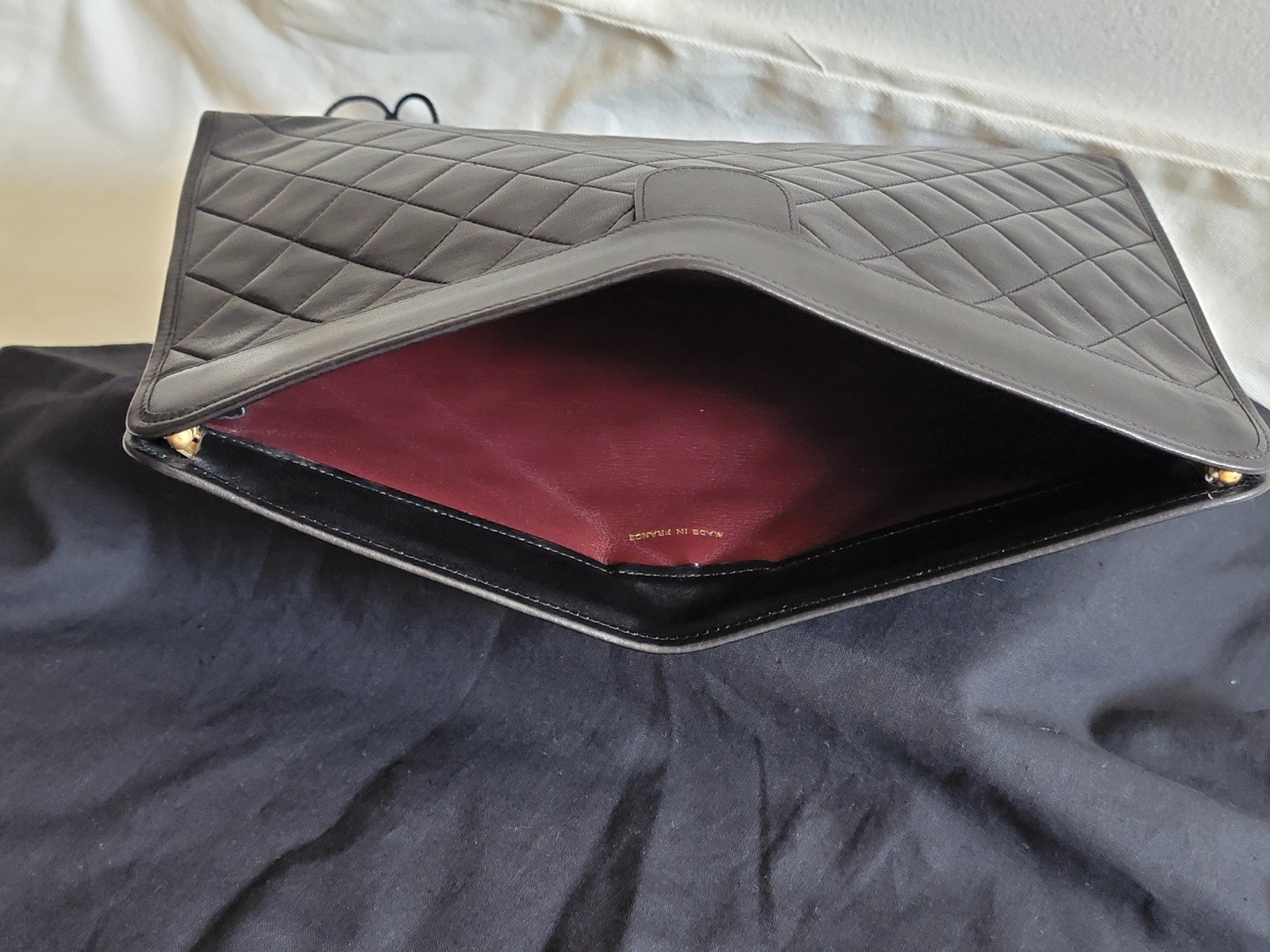 COA /CHANEL Black Quilted CC Logo Zip Clutch Pouch Gold Hardware Burgundy Lining