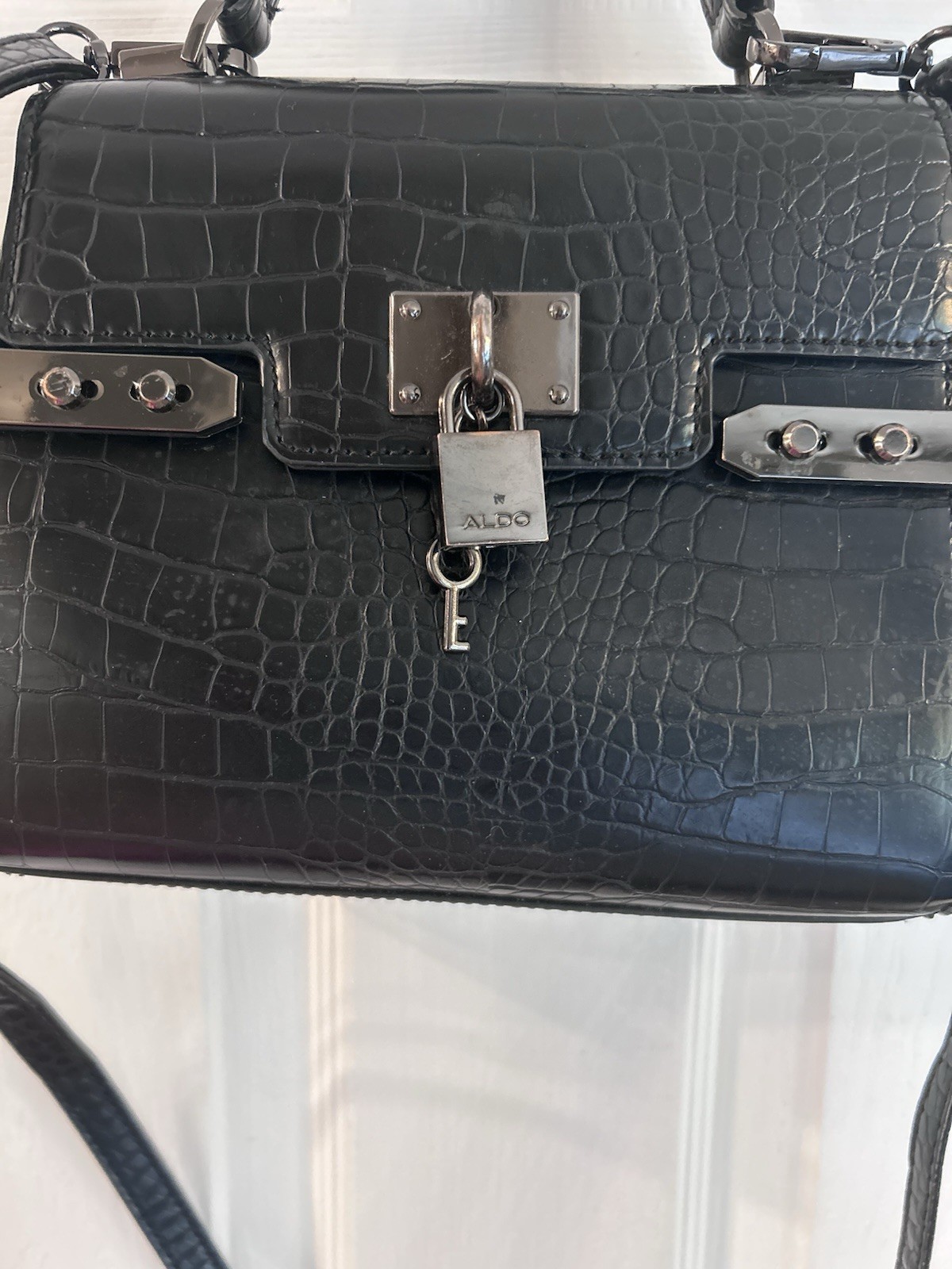 Aldo Black Croc Satchel Top Handle Turn Lock Detachable Strap Padlock Key