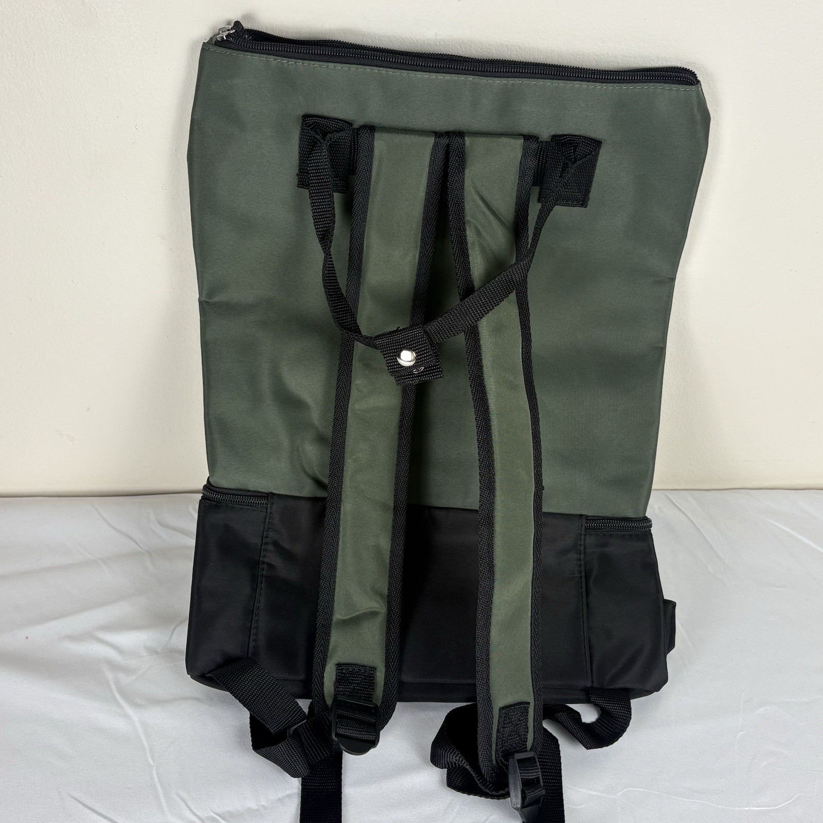 DSW Computer Tote / Back Pack Olive Green Gym Bag