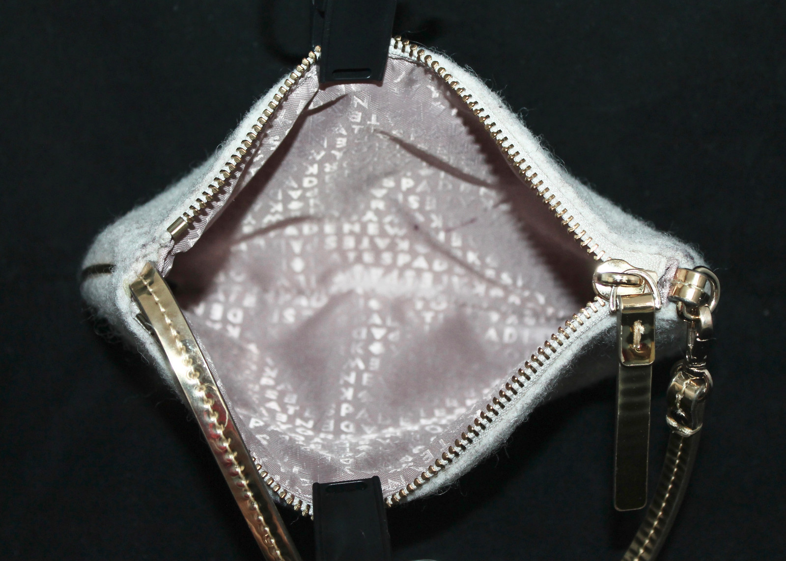 KATE SPADE Beige Frosted Felt Wristlet in Oatmeal & Gold WKRU3463