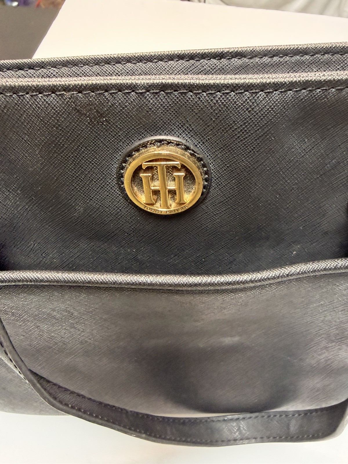 Tommy Hilfiger Large Navy Tote – 69j7978