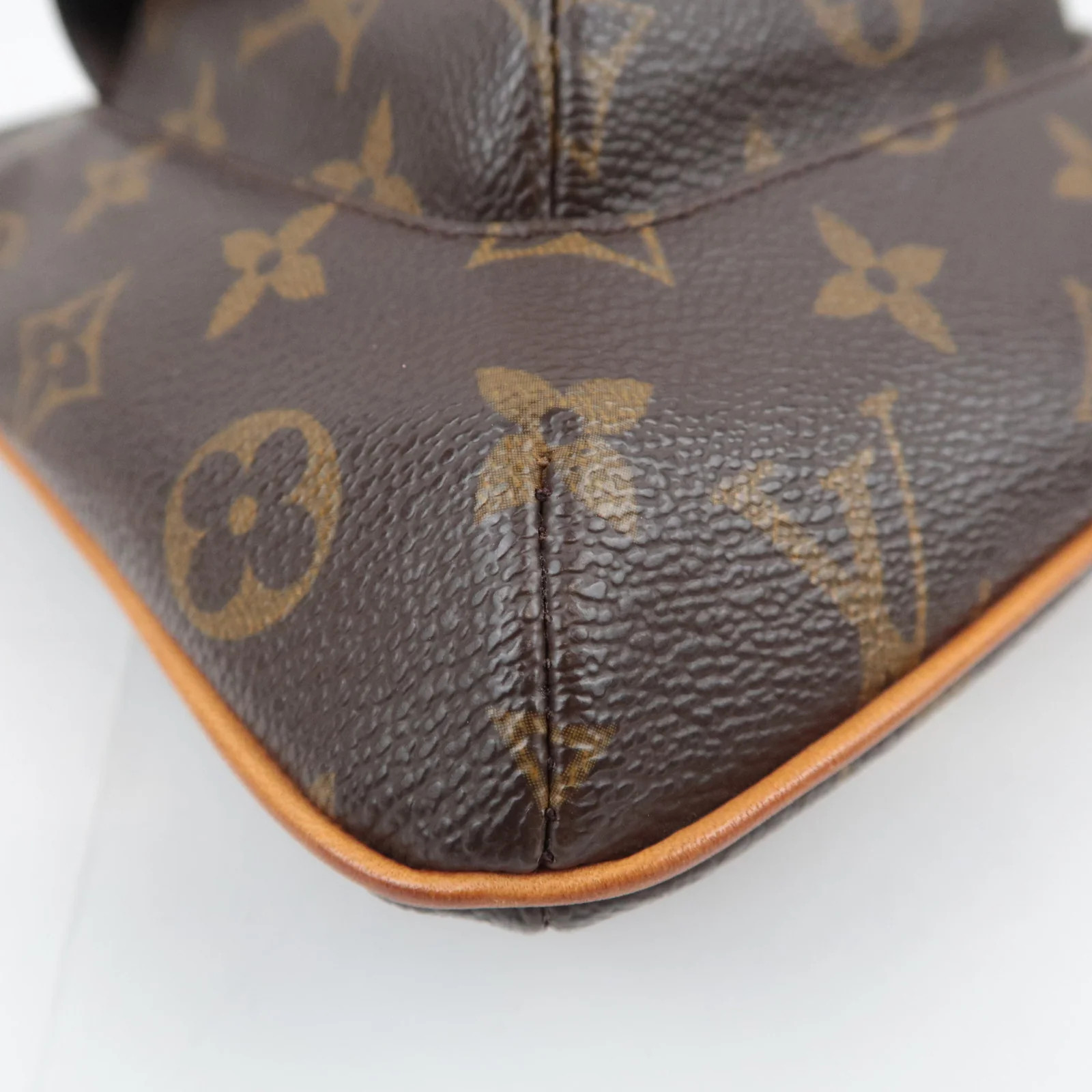 Louis Vuitton Monogram Partition Wristlet Bag Brown Gold HDW M51901 Authentic