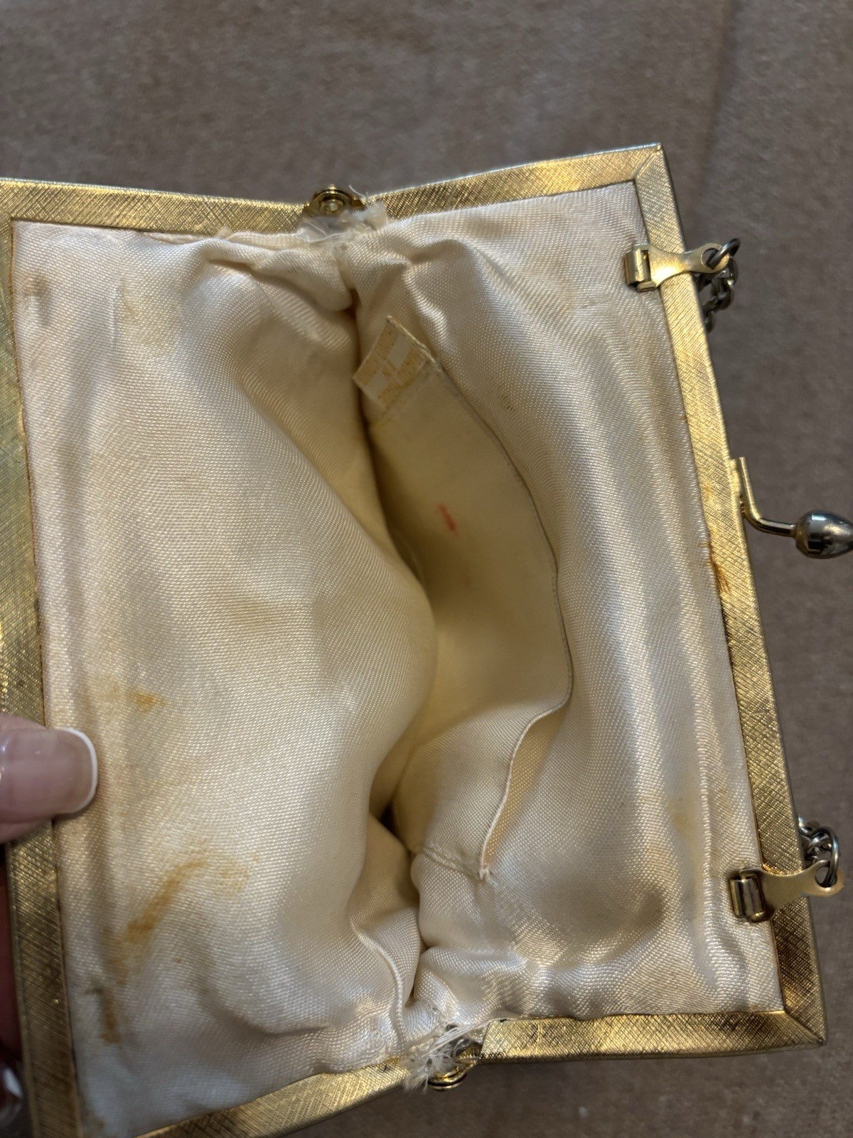 White Beaded Evening Clutch Purse Gold Kiss Lock Frame Chain Strap Handmade