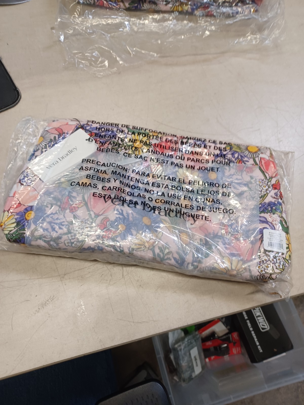 Vera Bradley Essential Pouch Coastal Wildflowers NWT 54552-23423