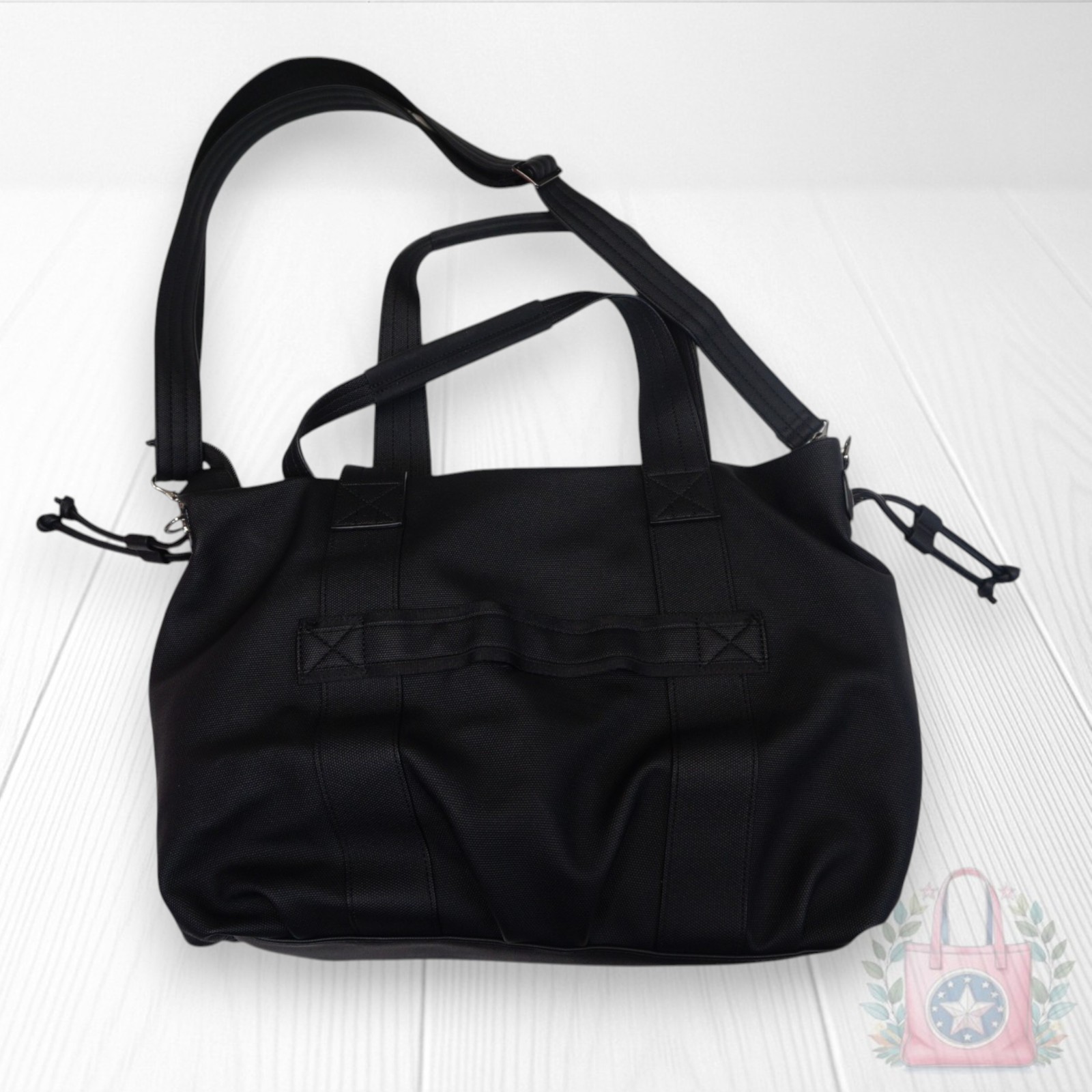 NEW ❤️ Lug Piper Black Matte Luxe VL Hobo Tote Bag