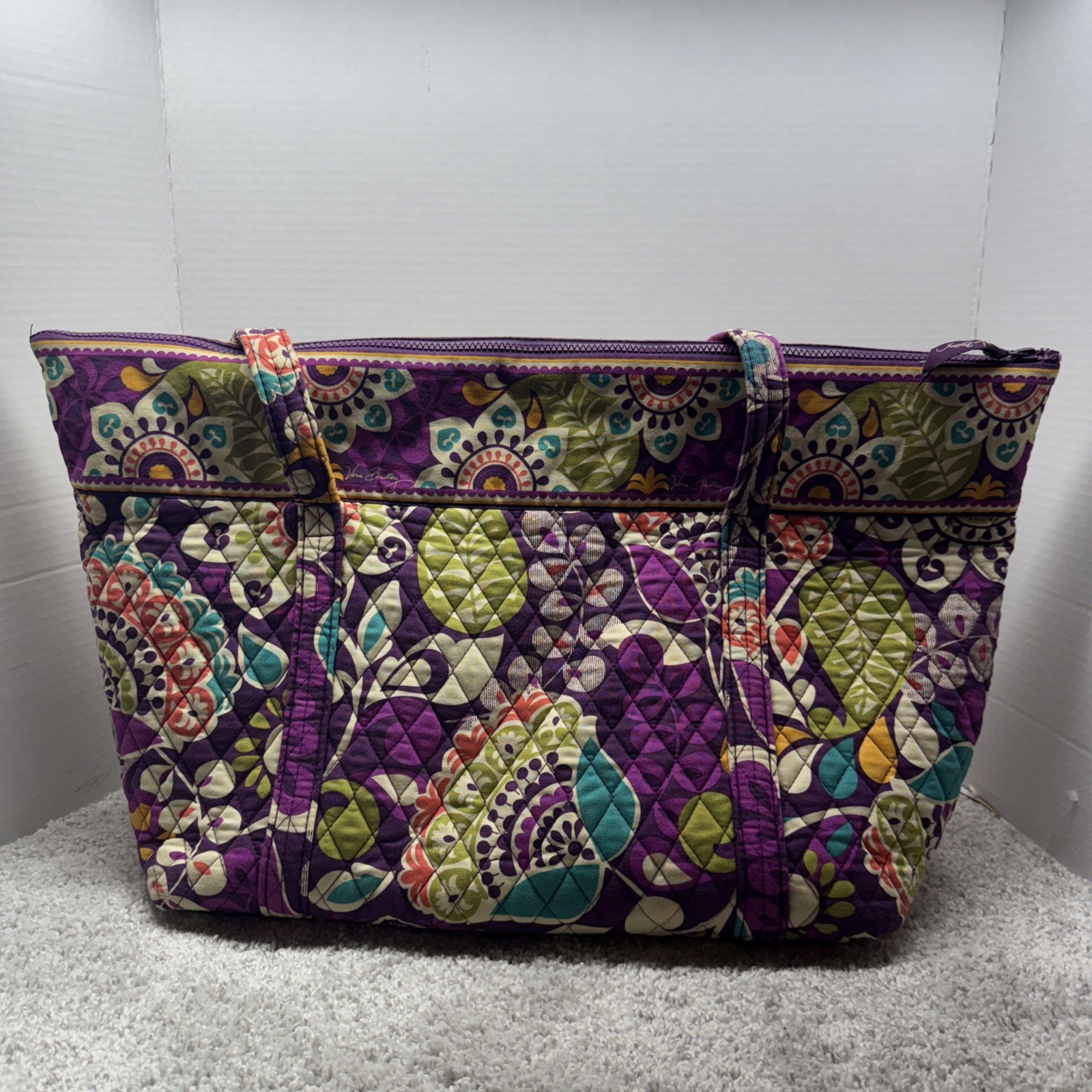 Vera Bradley “Plum Crazy” Extra Large Grand Open Tote Bag 23x15x8 – Retired