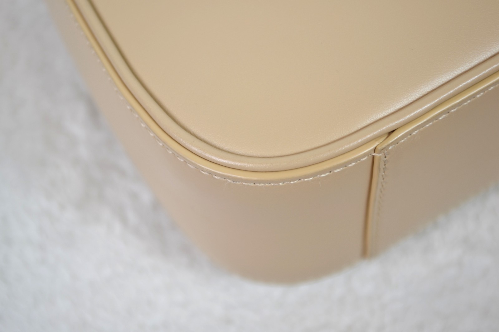 Saint Laurent YSL Le 5 a 7 Beige Smooth Leather Shoulder Bag Purse Handbag