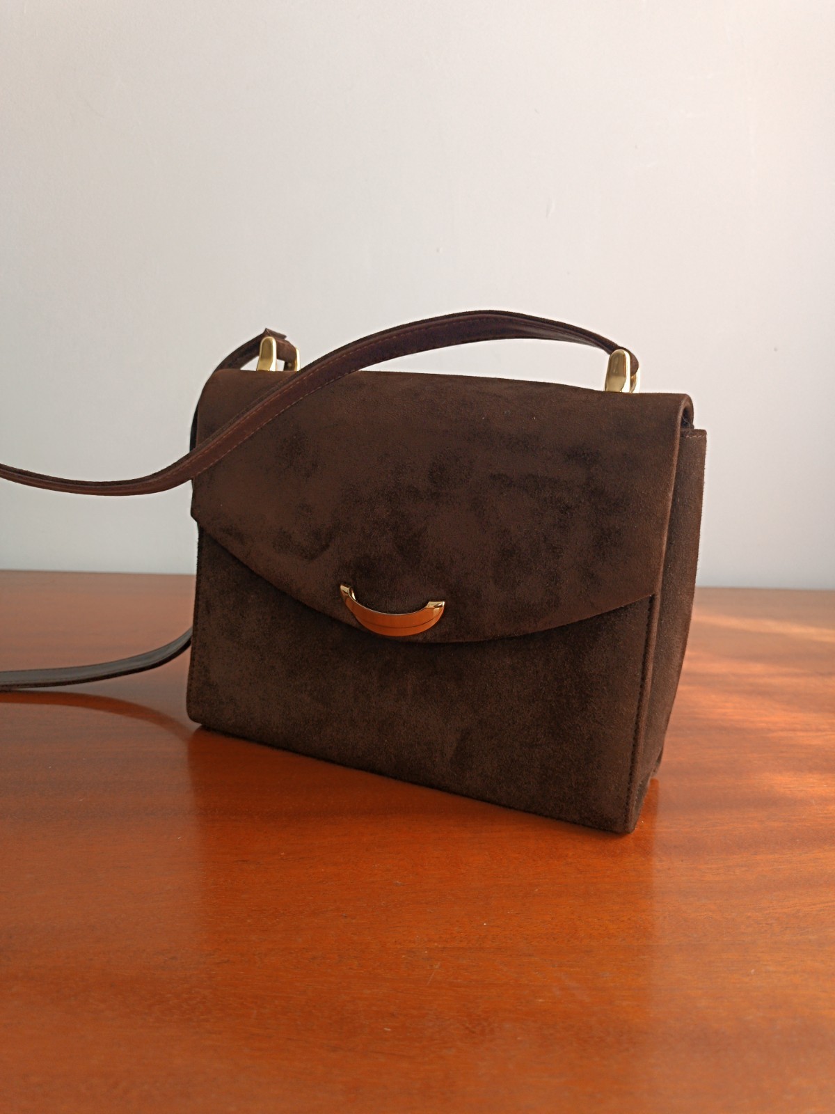Bally Elegant Vintage Bag Genuine Suede (Made in Switzerland), 22 cm x 18 cm