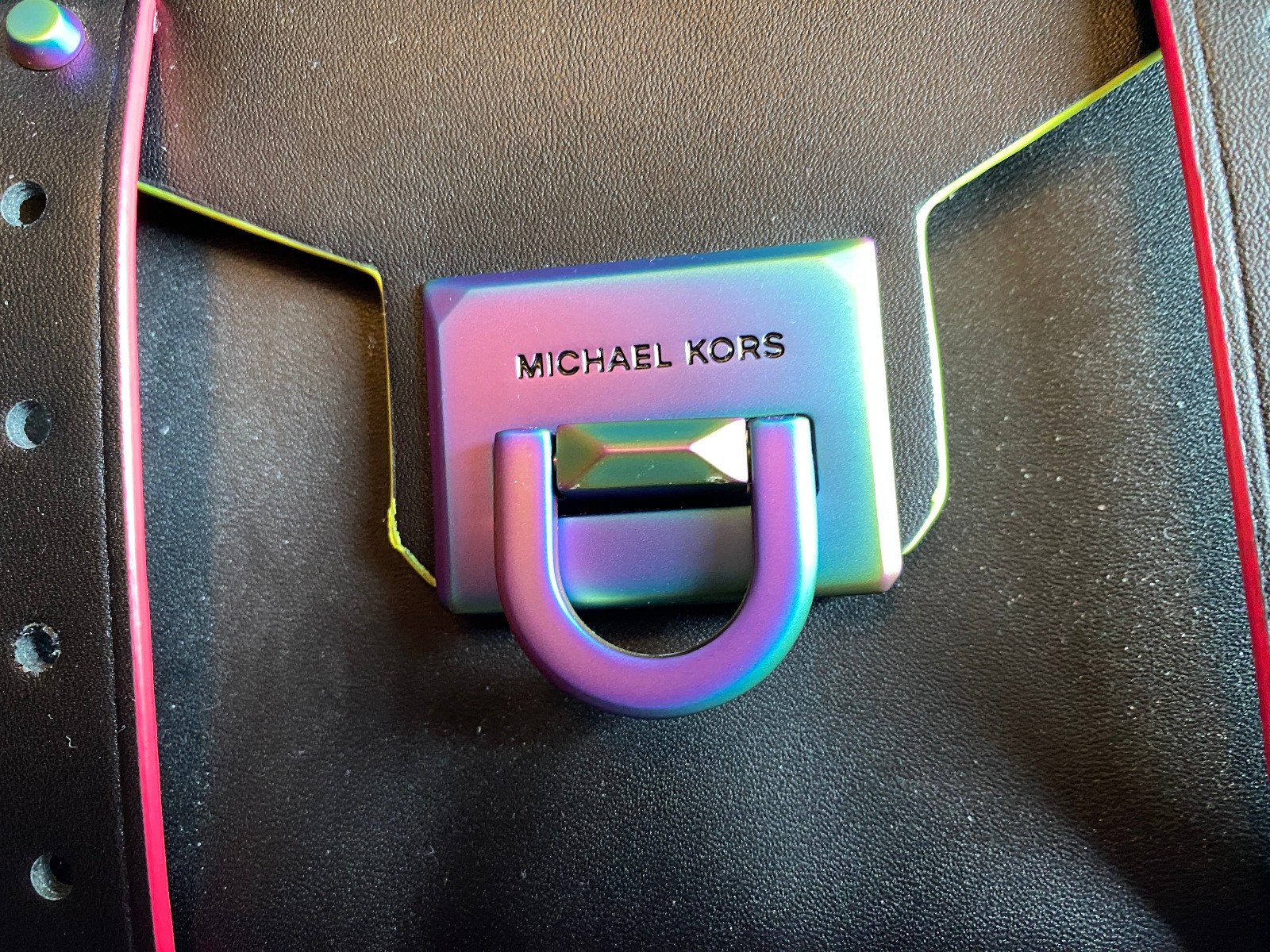Michael Kors Manhattan Medium Contrast-Trim Leather Satchel EXCELLENT CONDITION