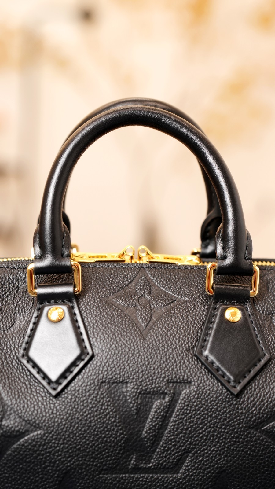 Louis Vuitton Speedy20 Black Monogram Empreinte Shoulder bag Almost Brand NEW