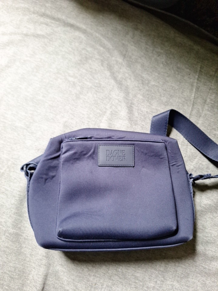 Dagne Dover Micah Neoprene Crossbody navy blue