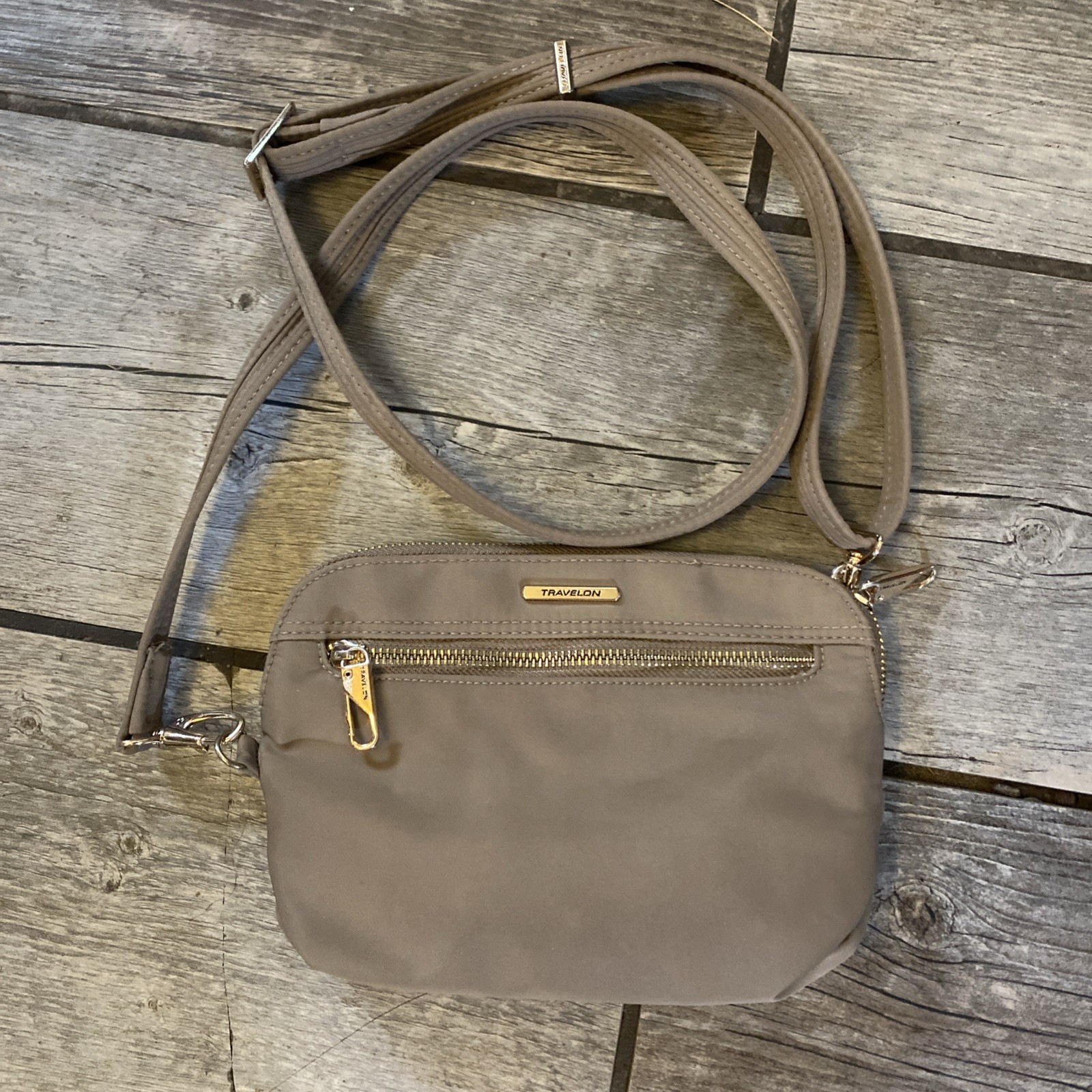 Travelon Womens RFID Blocking Purse Wristlet Convertible Crossbody
