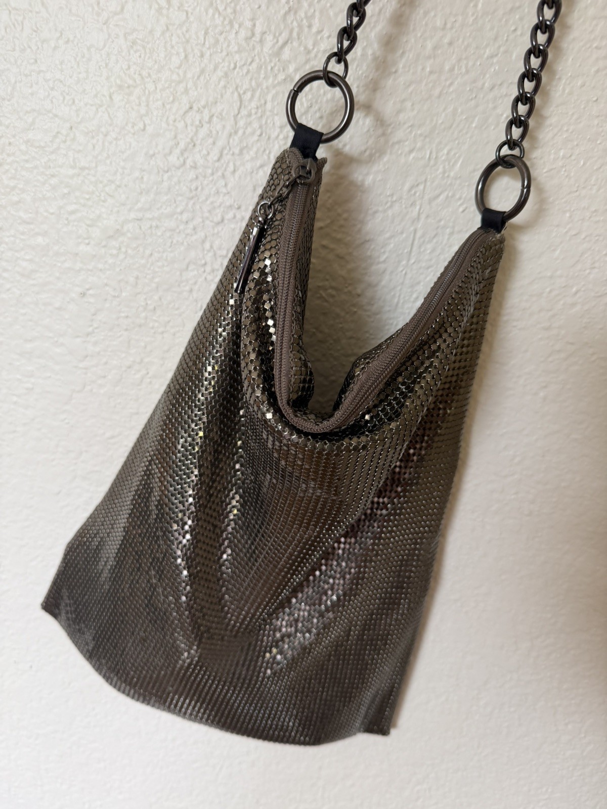 Whiting & Davis Shoulder Crossbody Bag Gunmetal Mesh Zip Chain Strap Purse