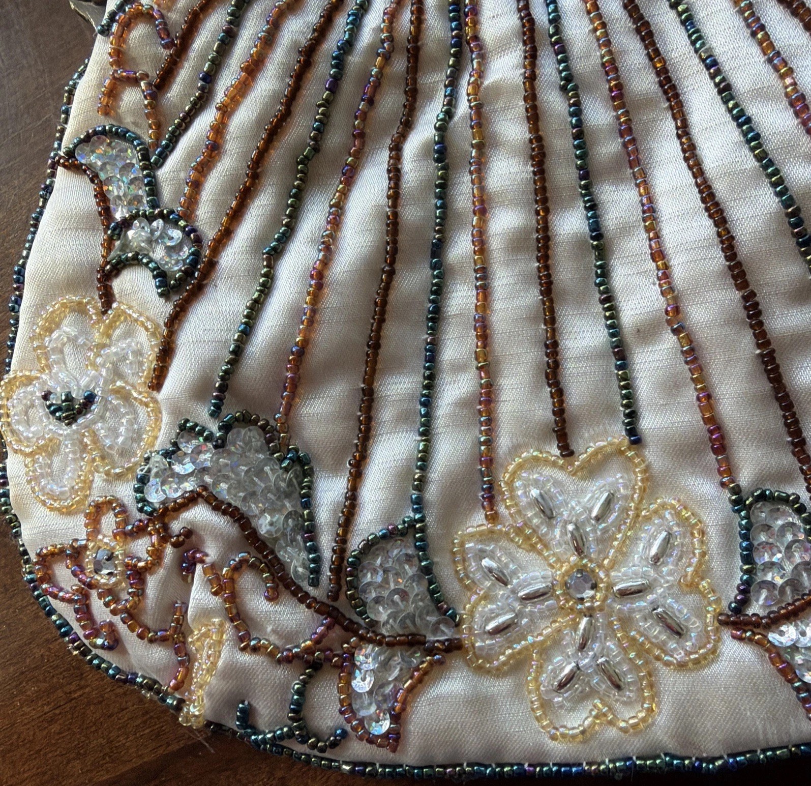 Vintage Look Ivory Beaded Evening Purse Art Deco Brass Tone Metal Frame Chain