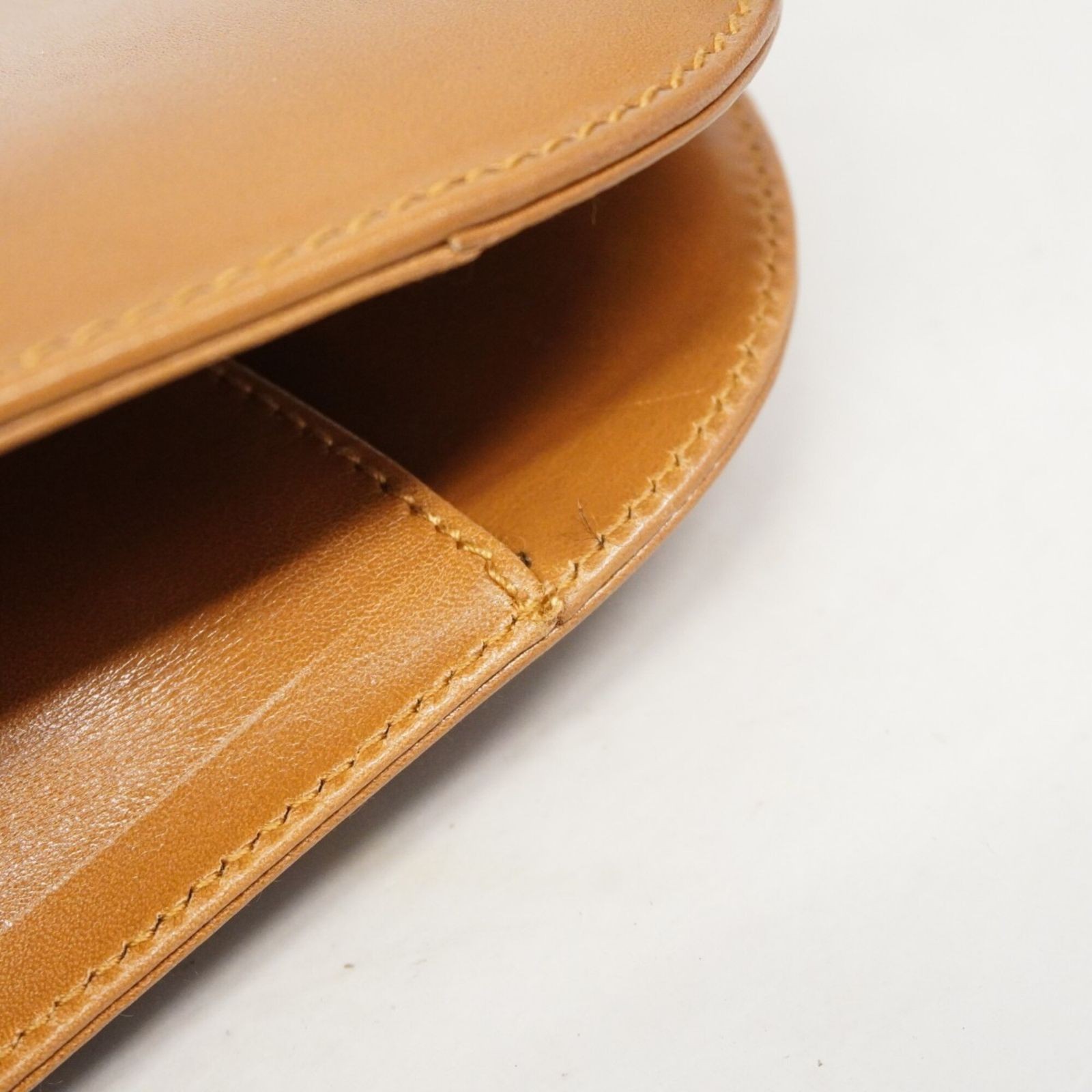 Authentic Salvatore Ferragamo Brown Leather Gancini Shoulder Bag 8.7in × 10.8in