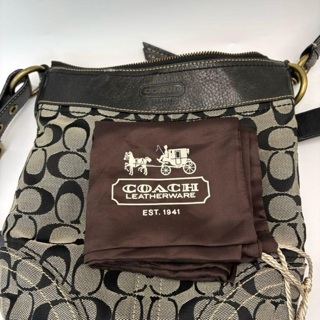 COACH Shoulder Signature Shoulder Bag Standard Size Duffle Black with Dust Bag