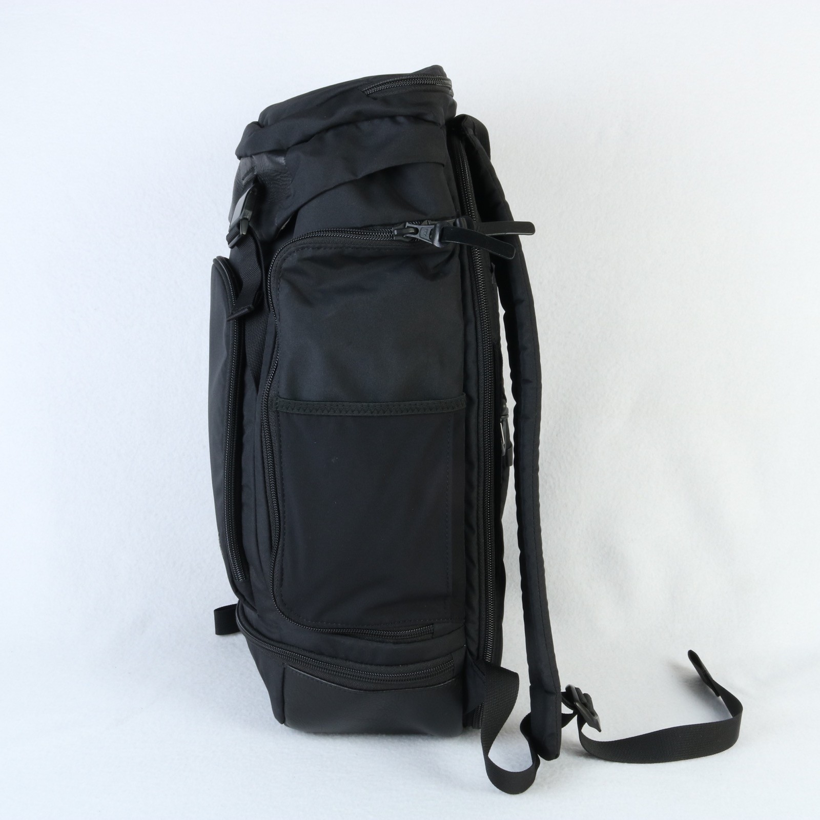 NO RECEPTION CLUB THE GETAWAY BAG BLACK DIAPER BAG