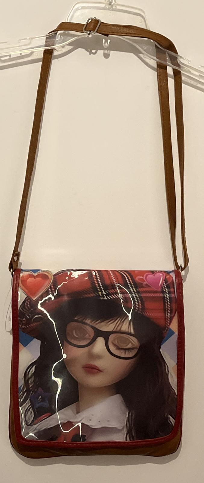 shoulder bags purses with picture of lady eyes open and close as is new girl?