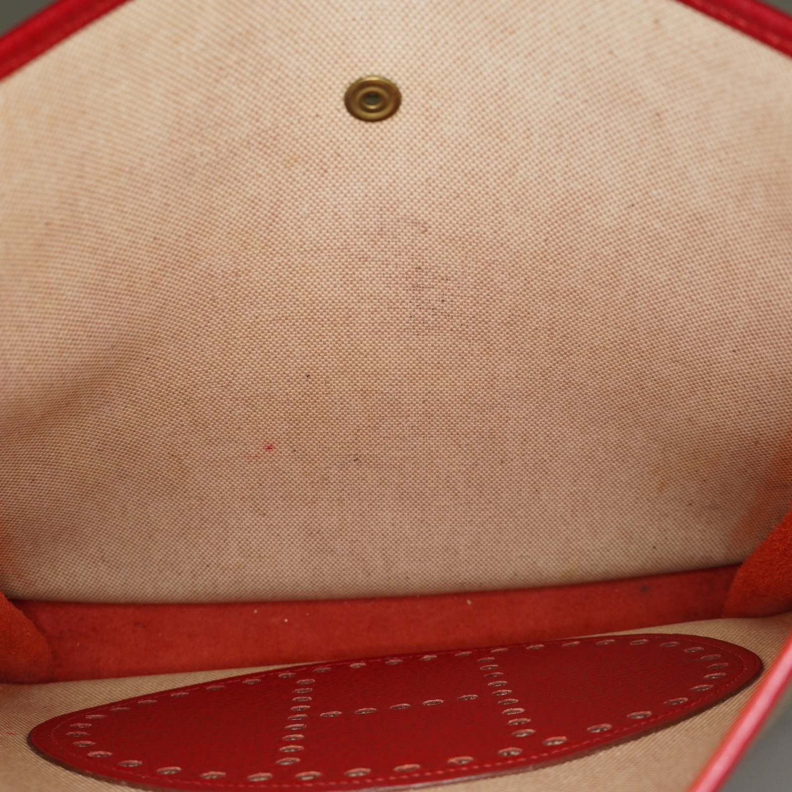 Hermes Rouge Red Taurillon Clemence Leather and Canvas Evelyne 06E0113310019