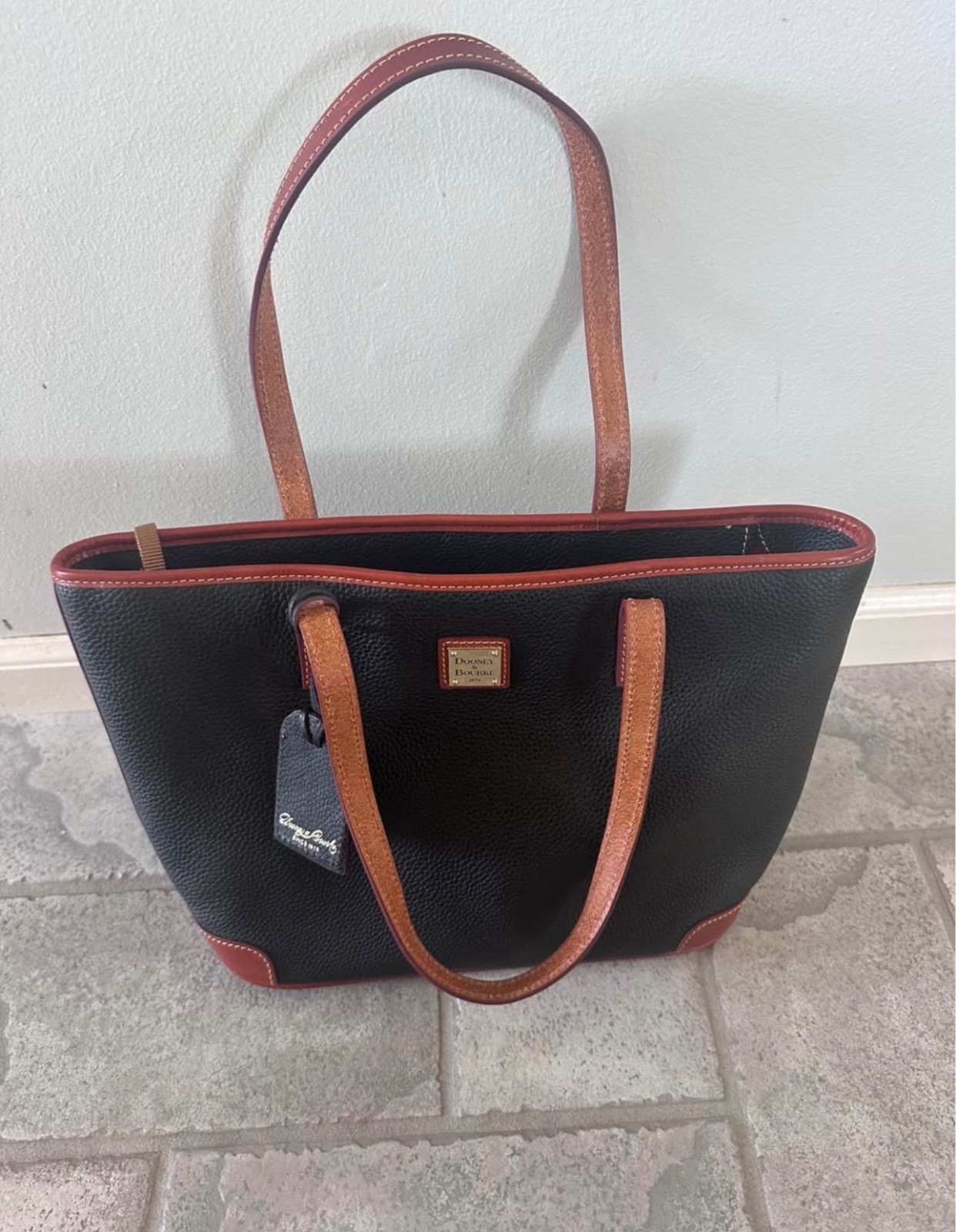 dooney and bourke leather tote 15” x 10”