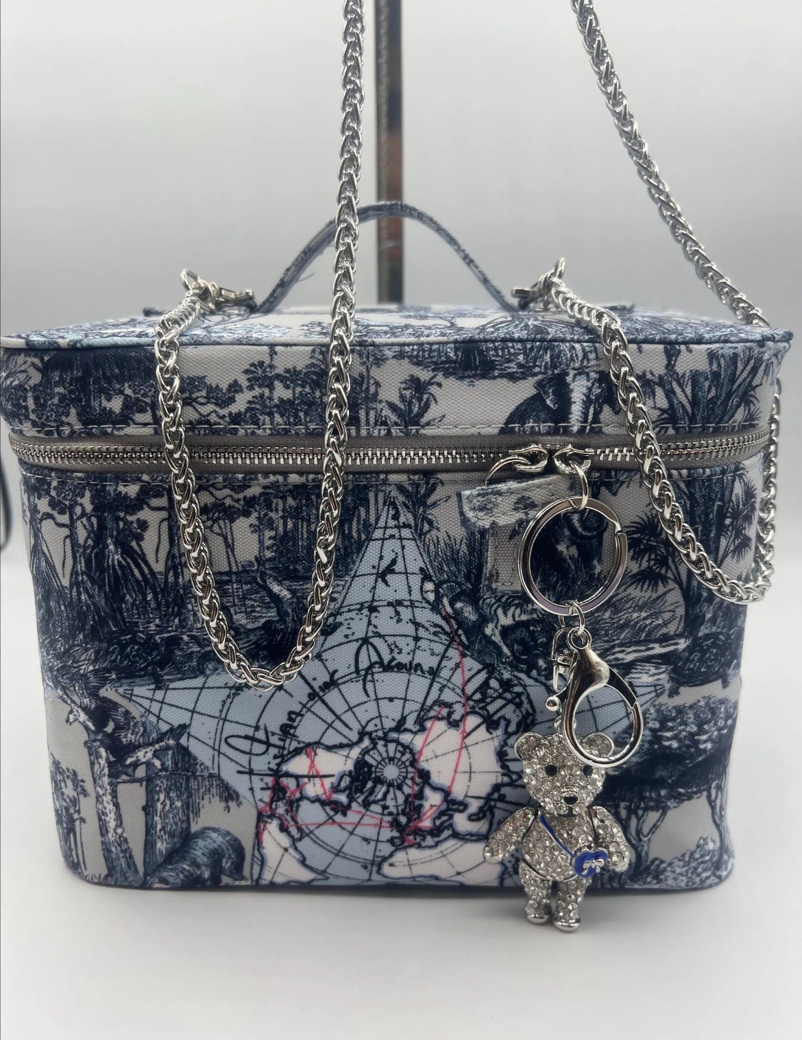 DIOR Beauty Vanity Case Bag With Mirror Around The World Motif 2024 Loyalty Gift