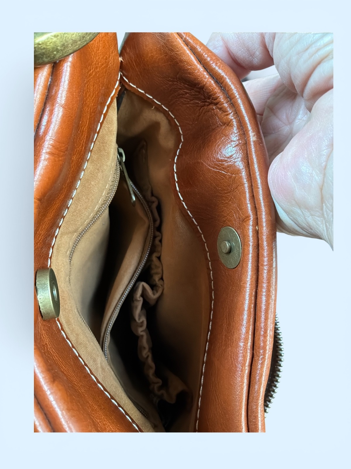 Patricia Nash FRANCESCA Tan Cognac Smooth Leather Organizer Crossbody Purse Bag