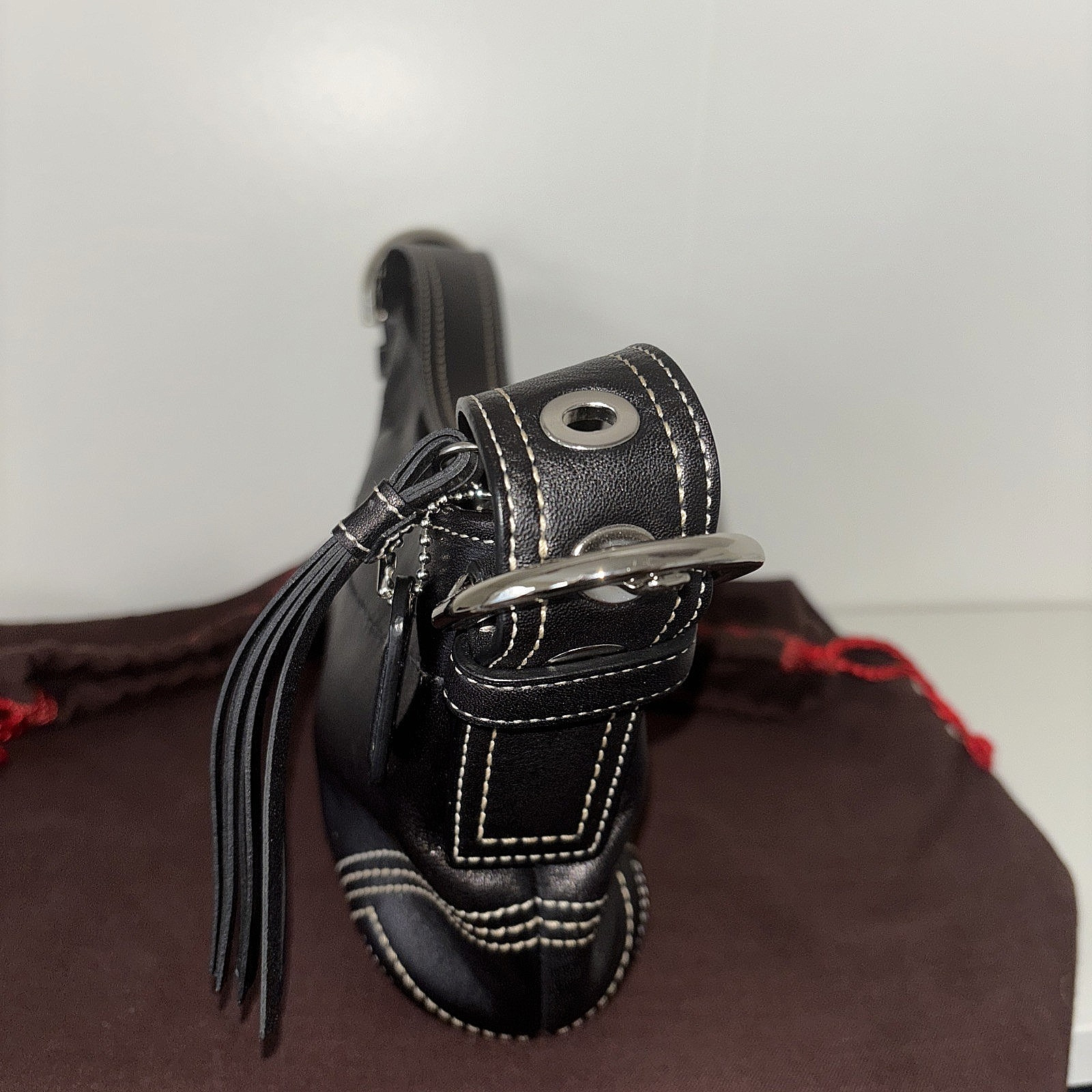 Vintage AUTHENTIC COACH HOBO STYLE LEATHER BAG WITH TASSELS – Model J05S-8A01