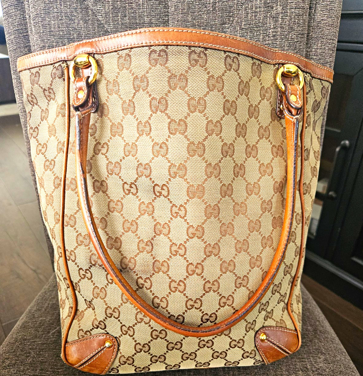 Gucci GG Monogram Tote Bag Beige Brown Zip Closure Inner Pockets Gold Hardware