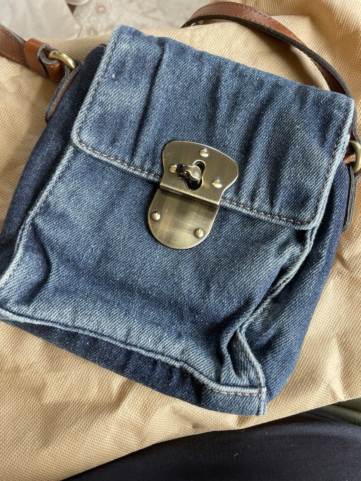 Patricia Nash Hatley Crossbody Bag NWT Denim Stonewashed Leather Dust Bag