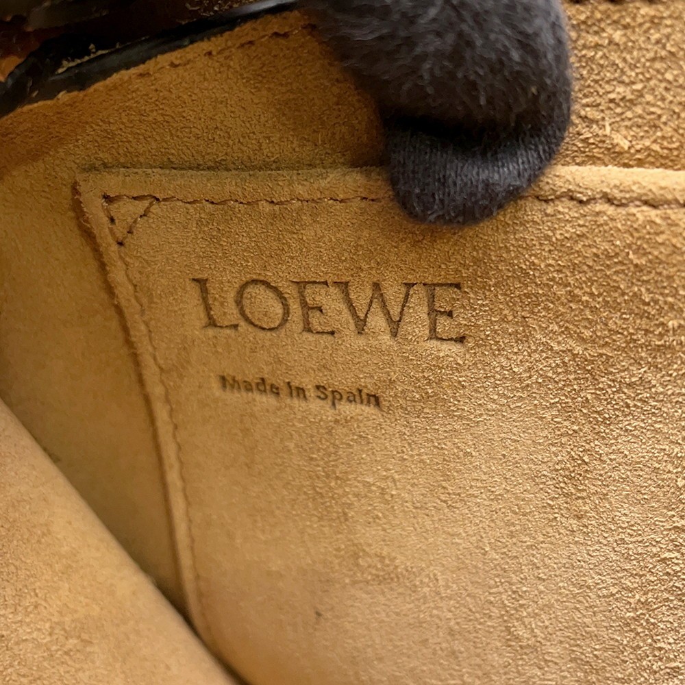 LOEWE Gate bag Size Small Leather Light Caramel/Pecan 321.12.T20