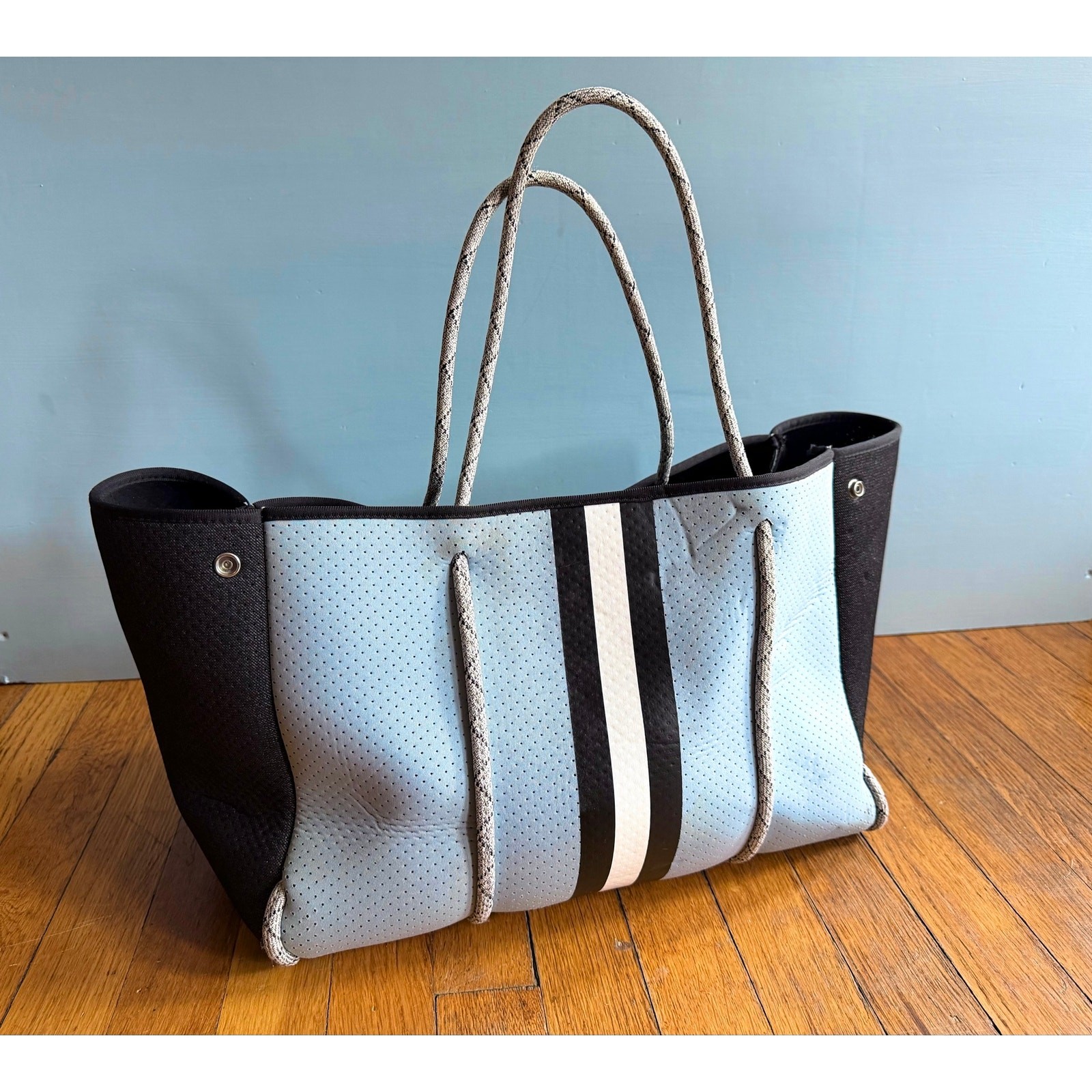 HAUTE SHORE Blue/Black Neoprene Tote Bag sz Large