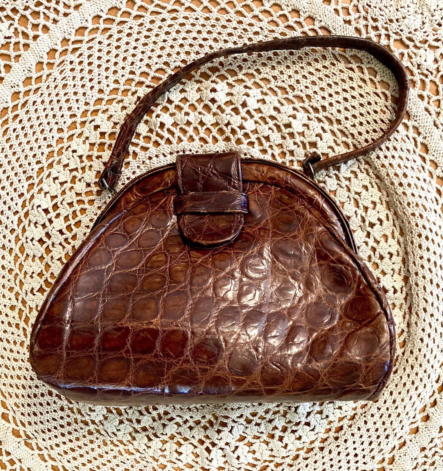 Vintage Embossed Leather Alligator Handbag Purse Small Brown Shiny Great Shape